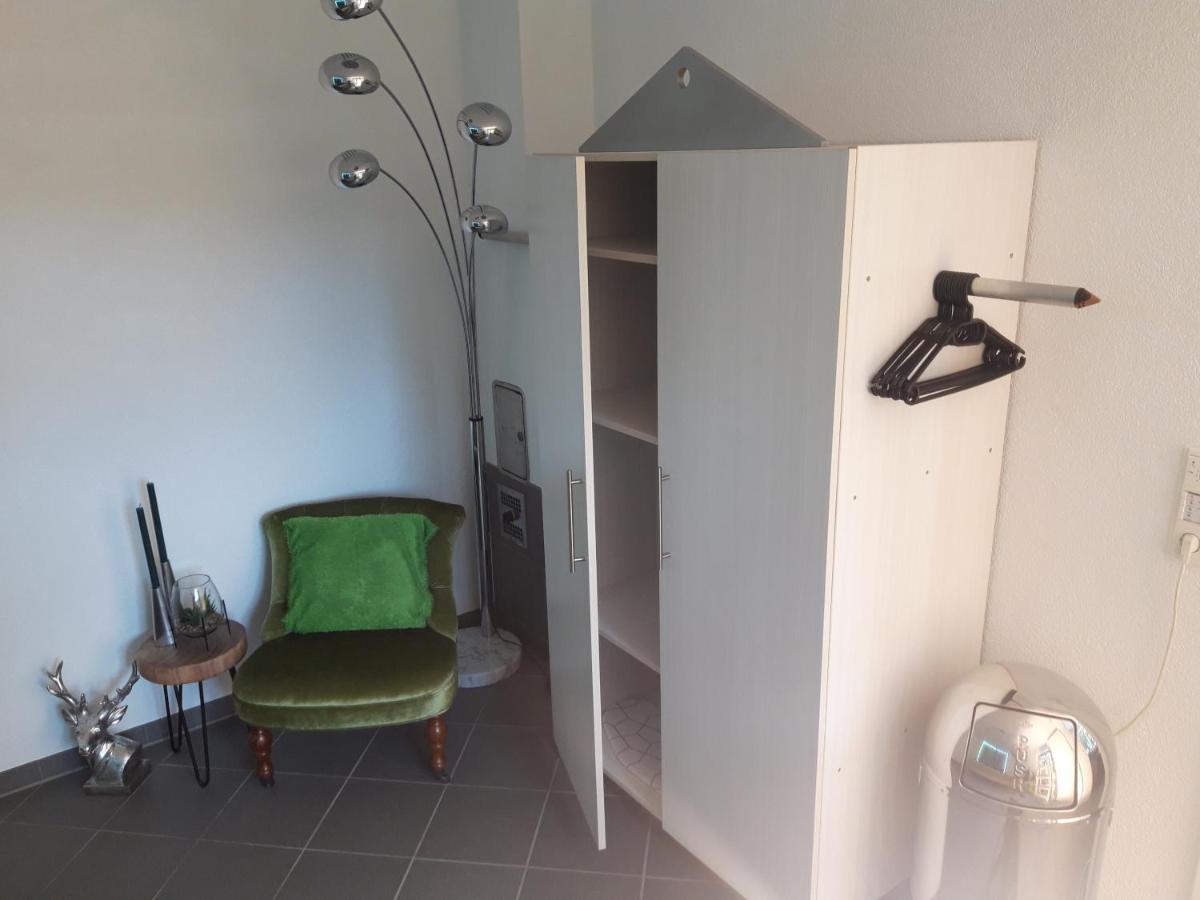 Limes Apartment -Uebernachten Am Limes- Rainau Bagian luar foto
